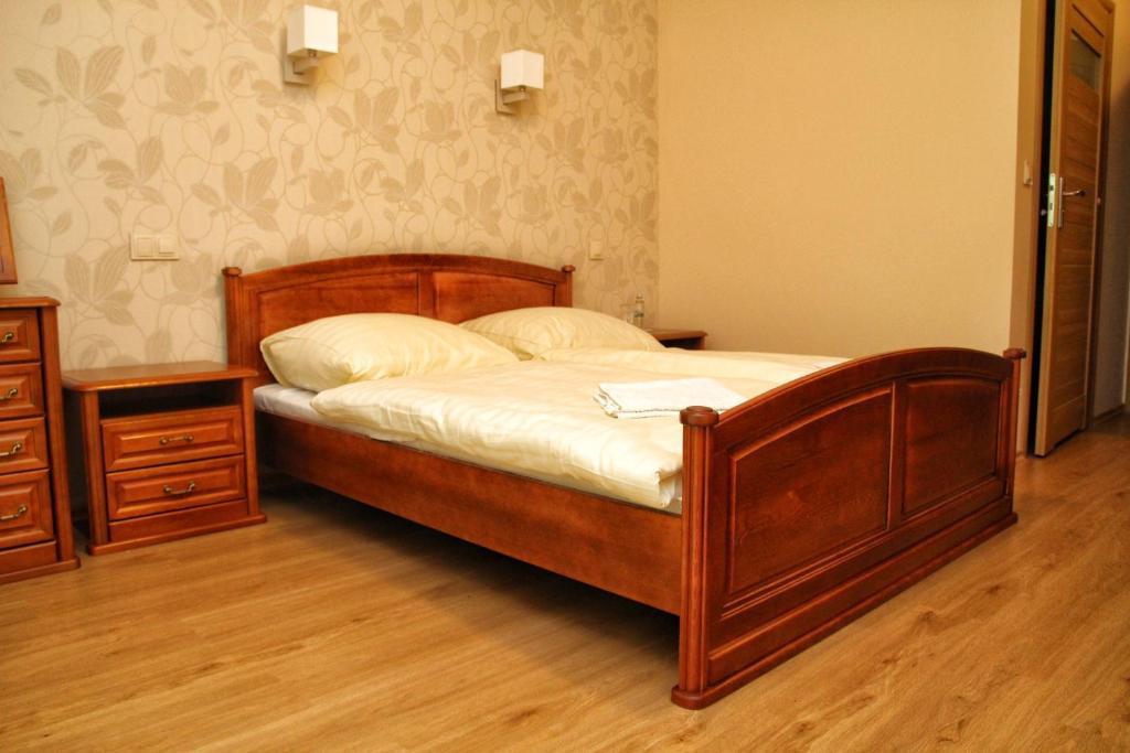 Zajazd Ostep Gorzyn Exterior photo